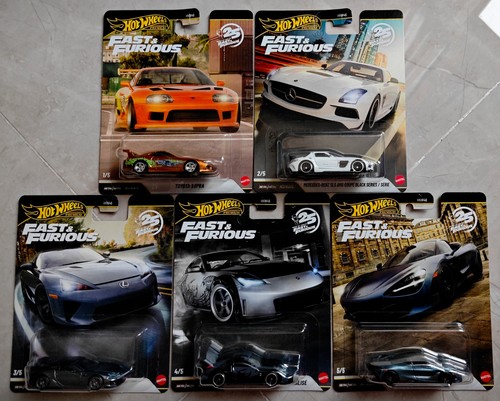 Hot wheels premium fast - premium, &